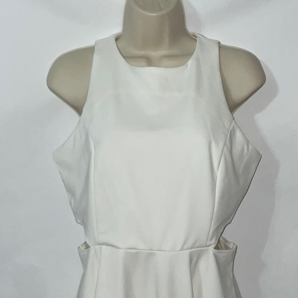 NWT, Belongsci Mini Dress, Size M - Picture 2 of 11